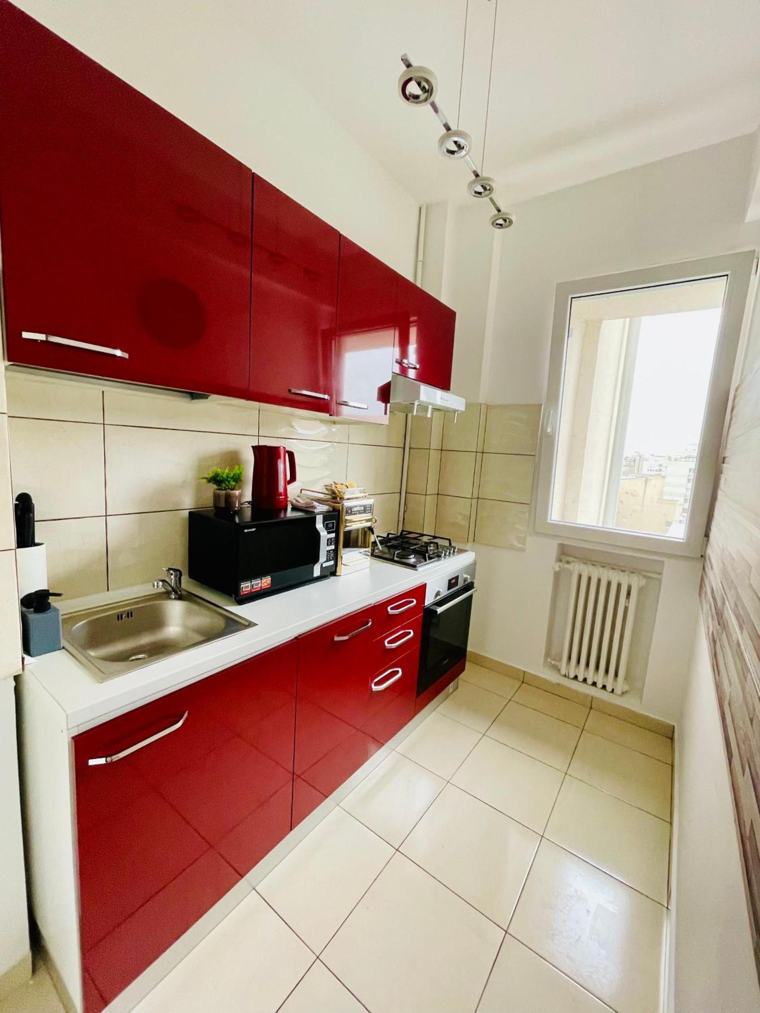 Metropole Square Apartment